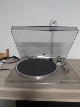Giradischi Technics SL-B210
