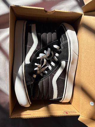 Vans clásicas altas negras