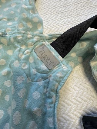 Fidella portabebés - Mint con lunares