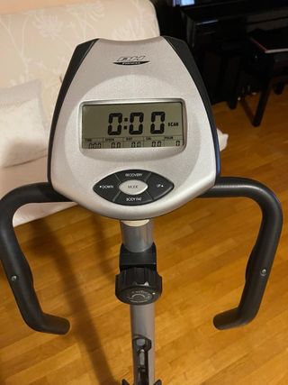 Bicicleta estática BH Fitness