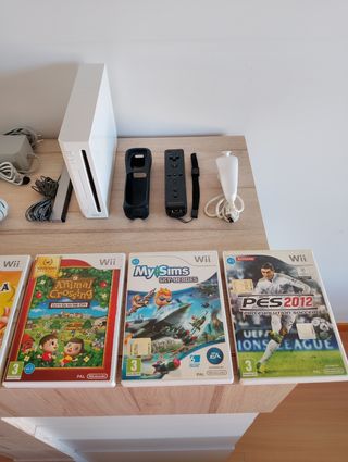 Nintendo Wii Con muchos juegos, 50€.