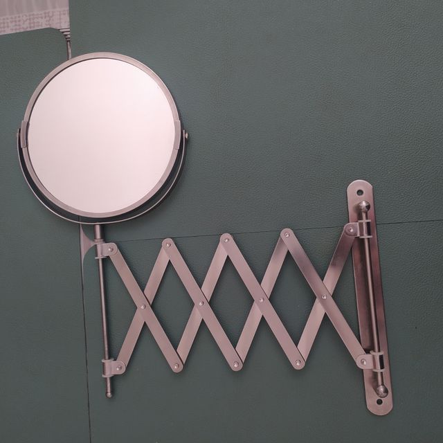 Specchio da trucco pieghevole - argento