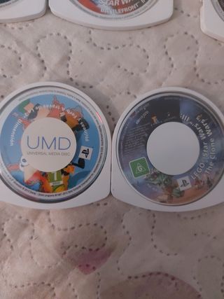 PSP Slim 2004 negra + cargador + 10 juegos