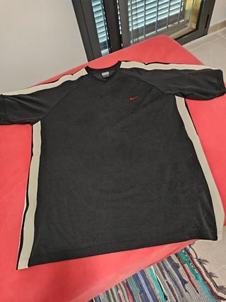 Camiseta Nike XXL - Negra y Beige
