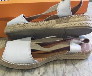 Sandalias Tony Pons blancas talla 40
