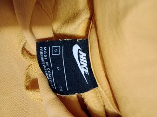 Sudadera Nike con capucha