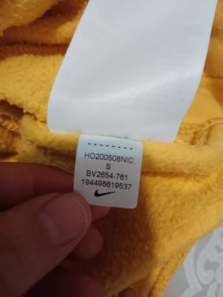 Sudadera Nike con capucha