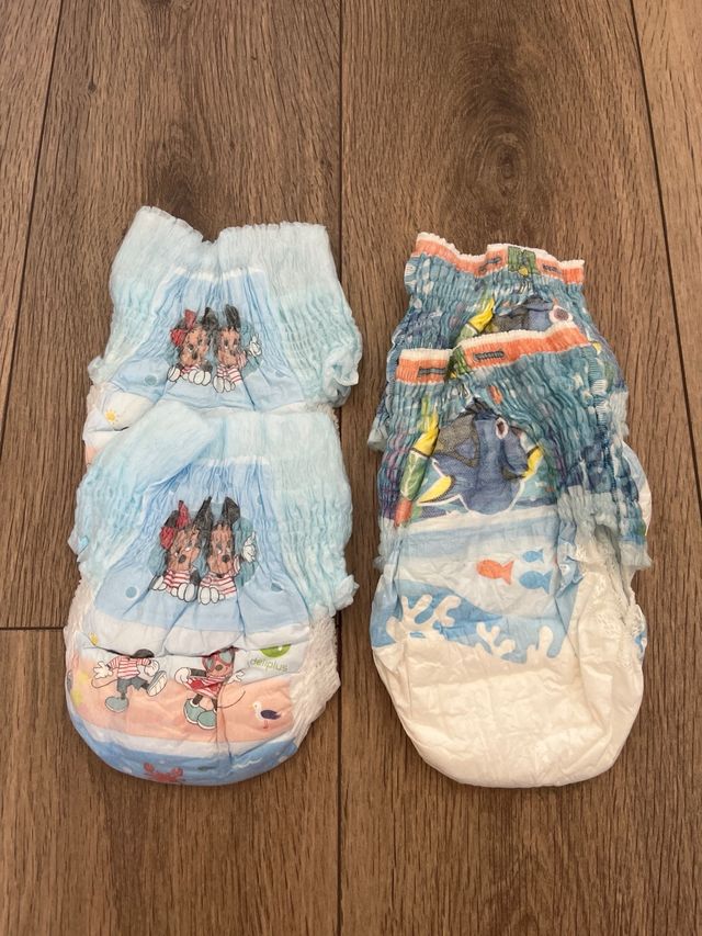Pañales de natación bebé.