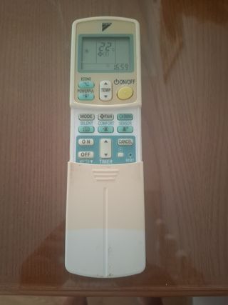 Mando aire acondicionado Daikin