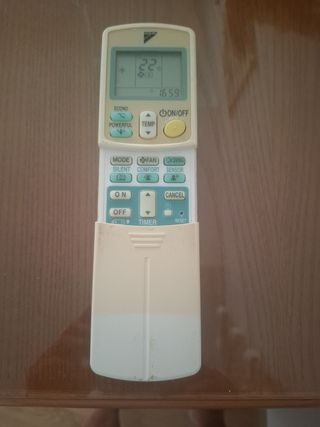Mando aire acondicionado Daikin