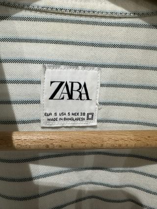 Camisa Zara blanca rayas