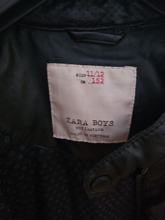 Chaqueta polipiel negra niño