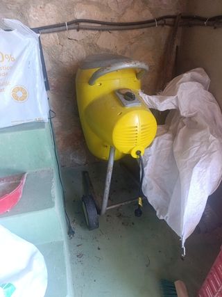 Trituradora ramas eléctrica