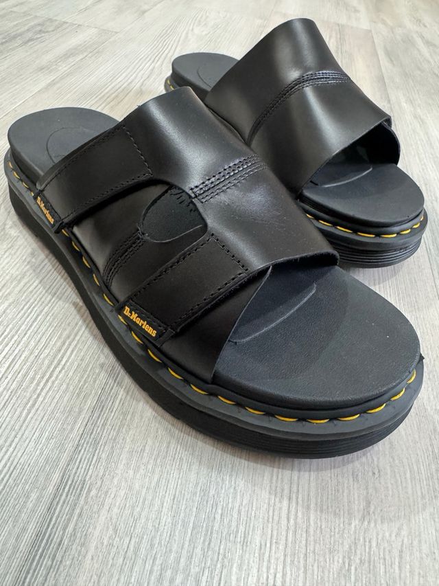 Sandali Dr Martens Daxton Uomo