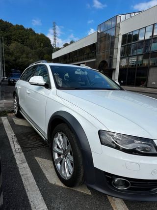Audi A4 Allroad 2012