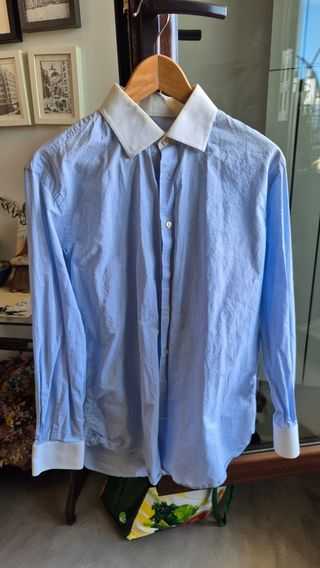 Camisa Carolina Herrera azul, talla M
