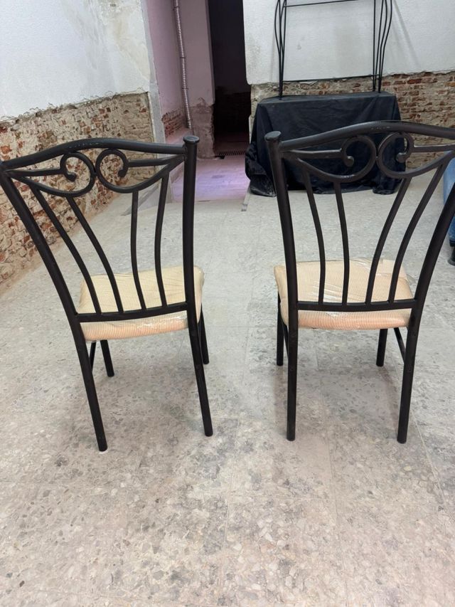2 Sillas metal y tela - beige/negro