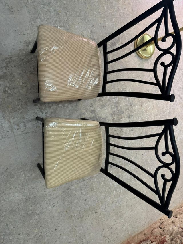 2 Sillas metal y tela - beige/negro