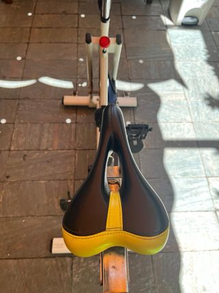 Bicicleta estática Diadora. Spinning