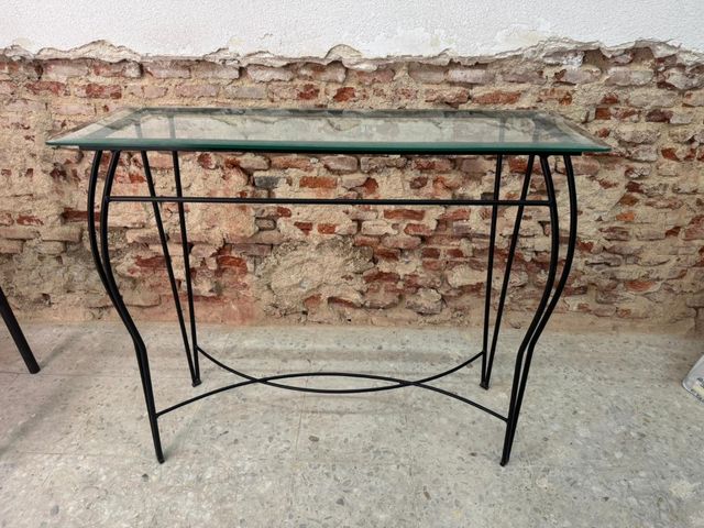 Mesa recibidor negra cristal forja