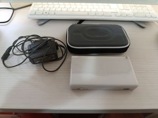 Nintendo DS Lite blanca