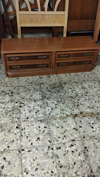 Mueble cajonero 1,40x40x42 alto ,Ideal TV