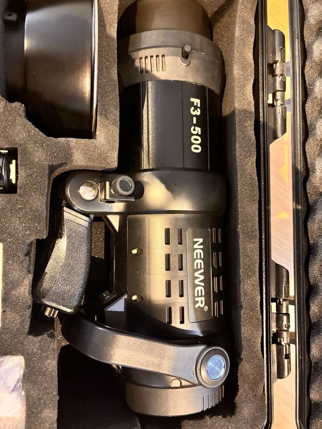 Flash Neewer F3-500 Portátil 500W