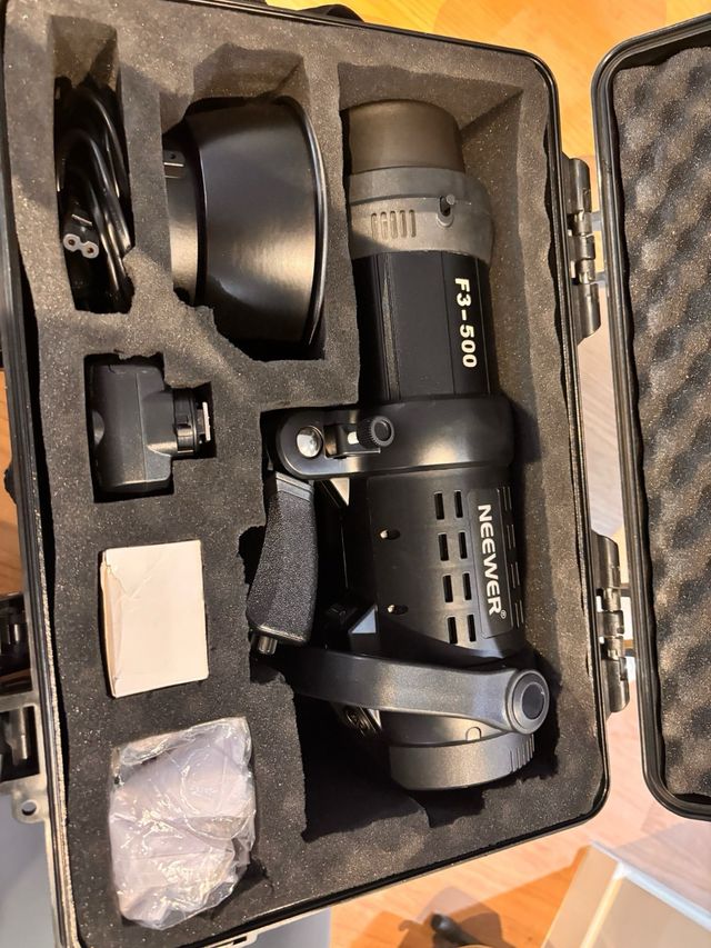 Flash Neewer F3-500 Portátil 500W