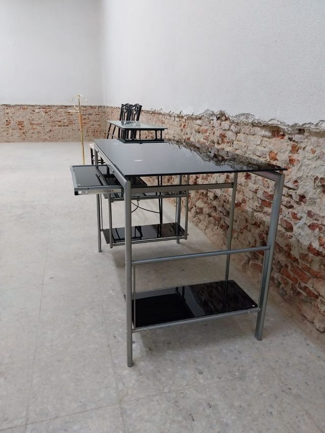 Mesa escritorio cristal negro plata