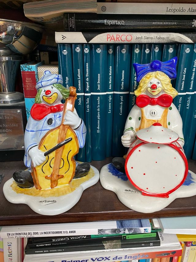 2 figuras payaso Artenosa