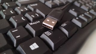 Teclado Logitech Negro K120