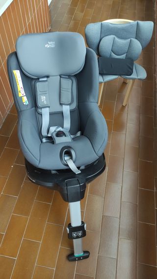 Britax Römer Dualfix M i-Size