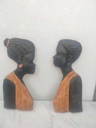 2 Figuras africanas madera