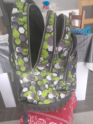 Mochila Infantil  con ruedas - Verde y Gris marca 