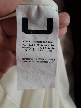 Plumífero blanco Adolfo Domínguez