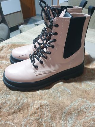 Botas Zara rosa-negras