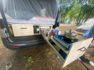 Mueble camper para furgoneta con colchón 180x120cm