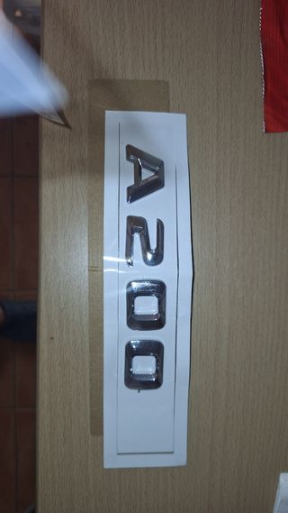Mercedes Clase A 200 - Letras logo Maletero