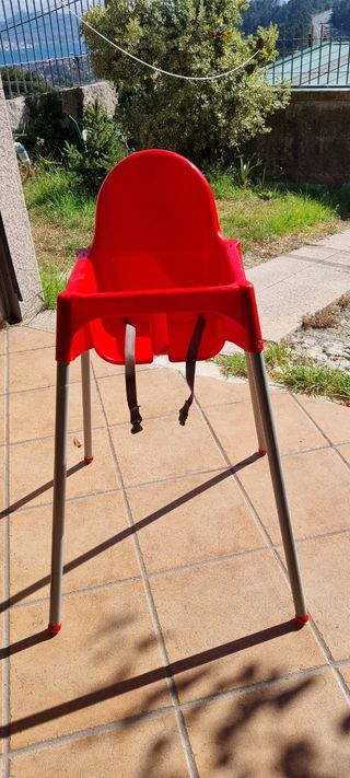 Trona bebé Ikea roja
