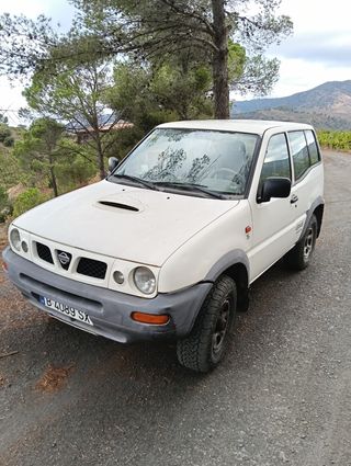 Nissan Terrano II 1996