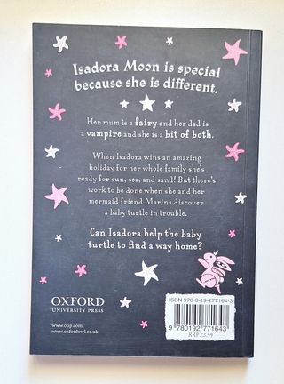Isadora Moon Goes on Holiday