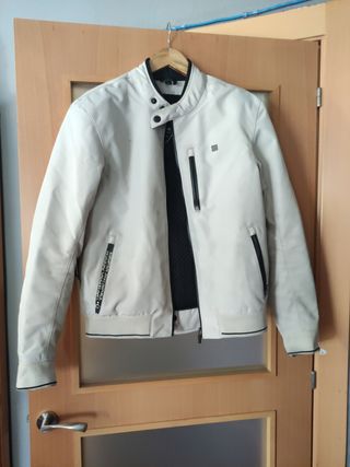 Cazadora moto beige