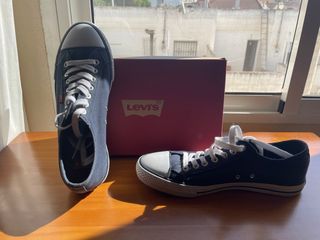 Zapatos Levi's azul marino