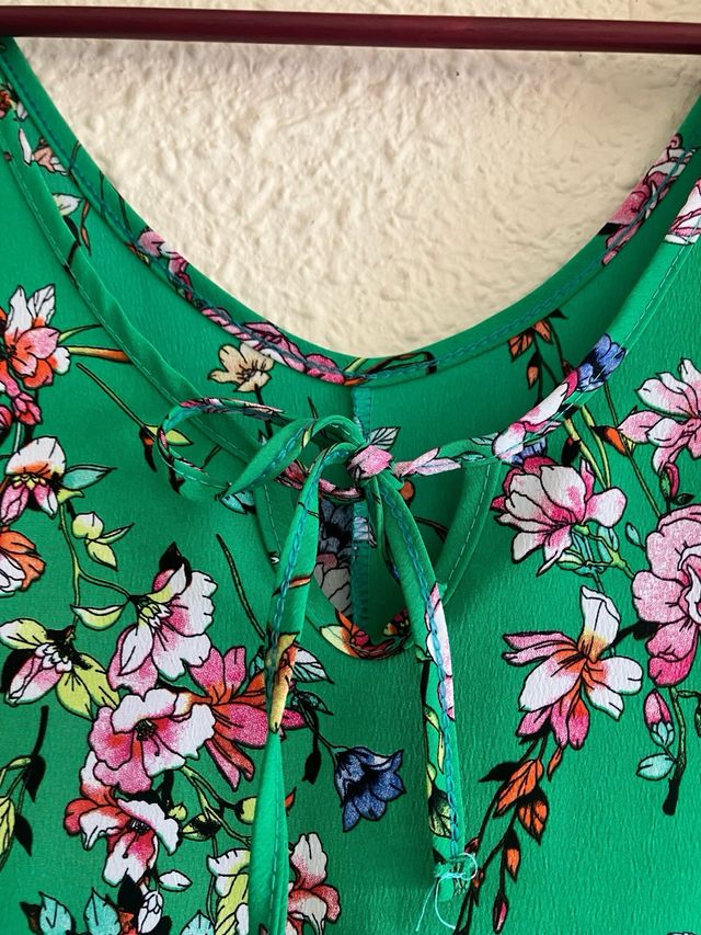 Top floral verde claro (S/M mujer)