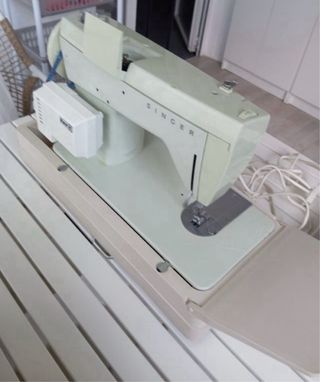 Máquina coser Singer Antigua