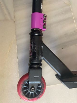 Monopatín Slamm Scooters

