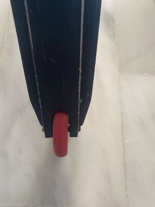 Monopatín Slamm Scooters
