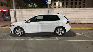 Volkswagen Golf 2021