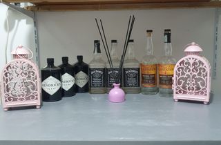 Bottiglia vuota gin rum vodka 