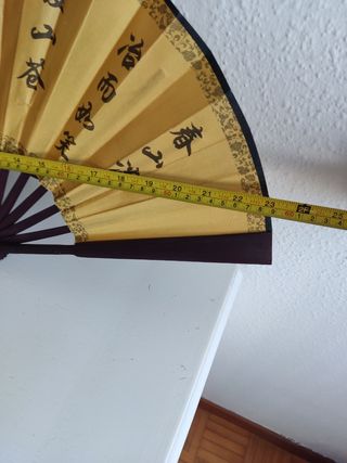 Abanico chino vintage pintado a mano